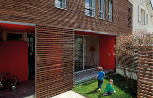 Façade en bois de la maison