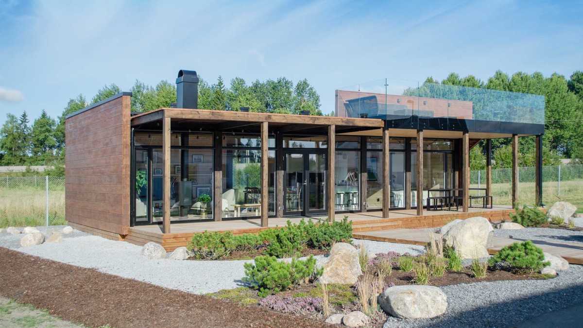 Glass House Kontio